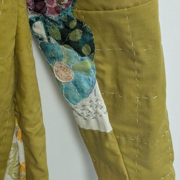 Handmade Olive Quilt Jacket | Floral Collage & Embroidery | One of a Kind Sz M/L - Picture 7 of 16